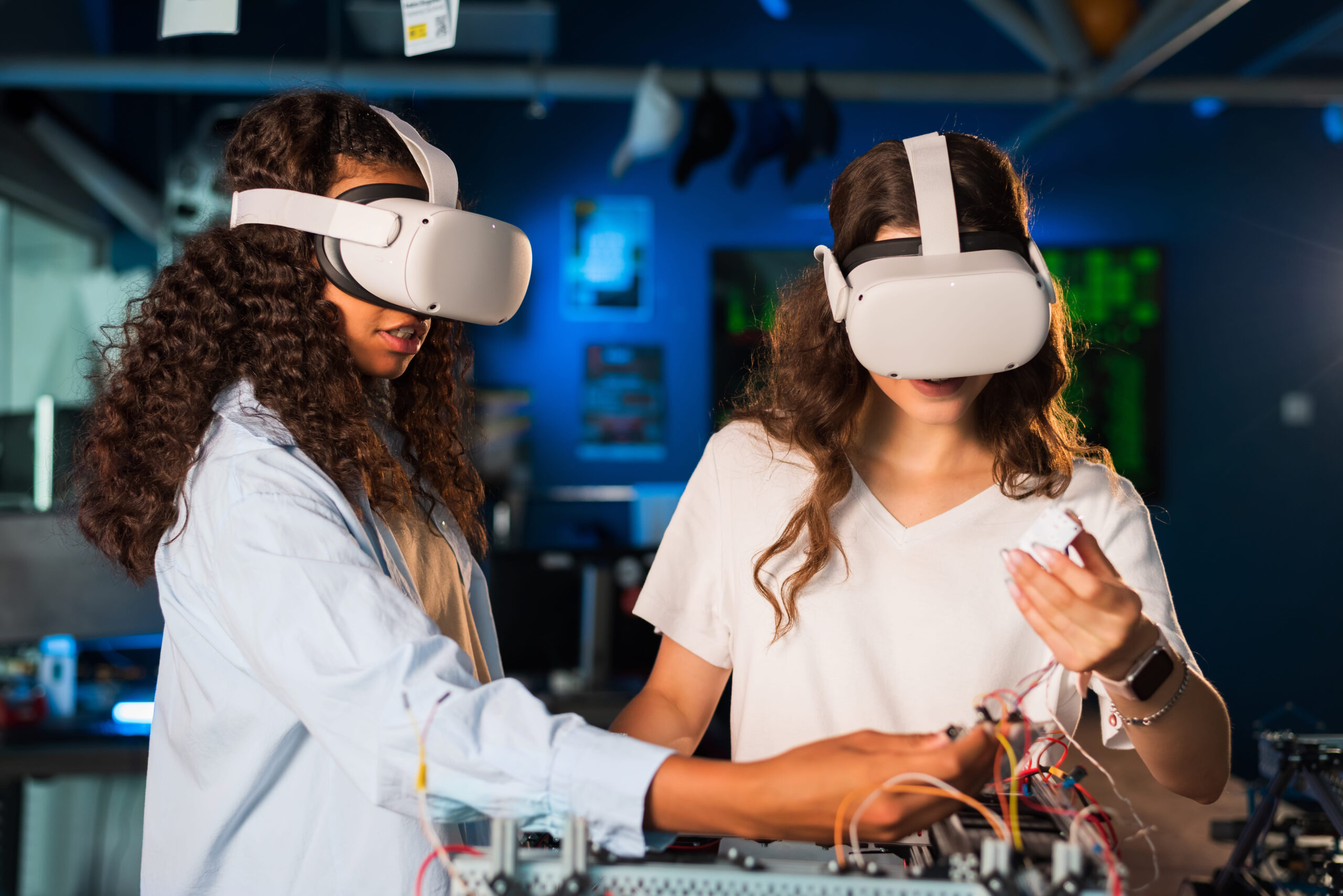 Tecnología con propósito: cerrando la brecha digital para la educación y el emprendimiento social